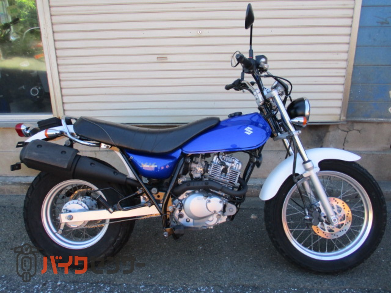 スズキ バンバン200 NH41A ノーマル 2005年モデル キャンディグランド