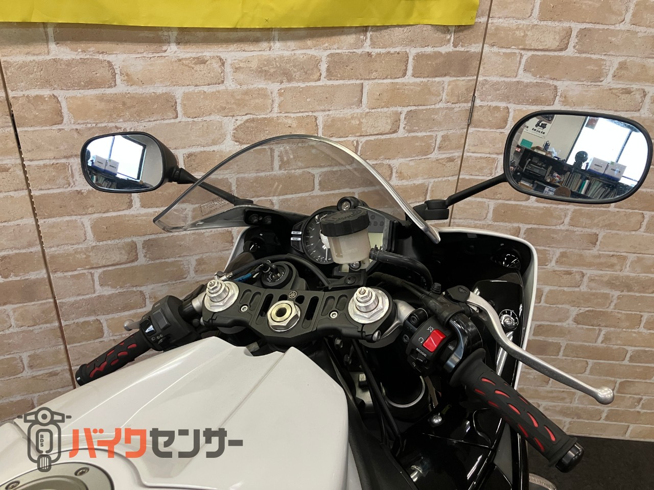 YZF-R1　北米仕様カラー　トラコン搭載　後期モデル　フェンダーレス　LEDウインカー　ETC_10