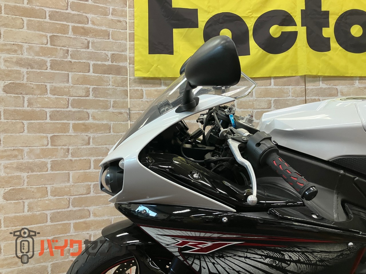 YZF-R1　北米仕様カラー　トラコン搭載　後期モデル　フェンダーレス　LEDウインカー　ETC_18