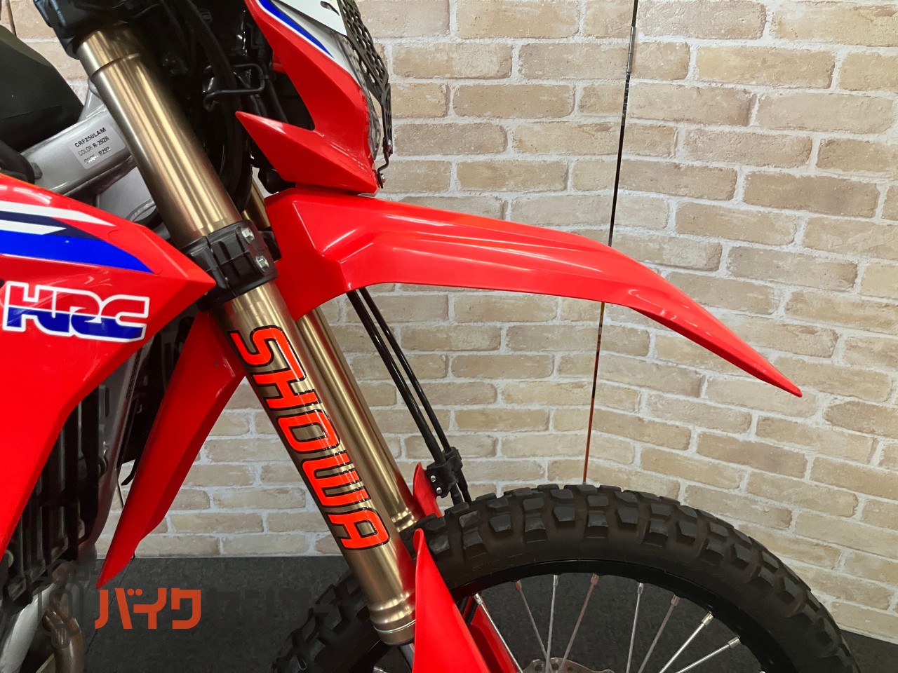 CRF250L SP忠男パワーボックス　ヨシムラサイレンサー　スクリーン　ナックルガード　ビックタンク　ワイドペグ　キャリア等カスタム_32
