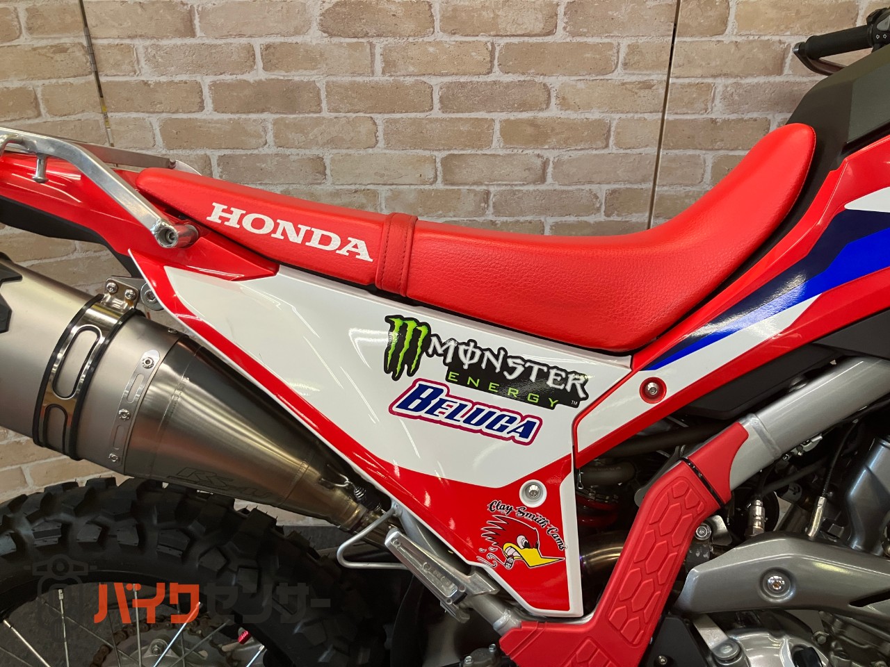 CRF250L SP忠男パワーボックス　ヨシムラサイレンサー　スクリーン　ナックルガード　ビックタンク　ワイドペグ　キャリア等カスタム_38