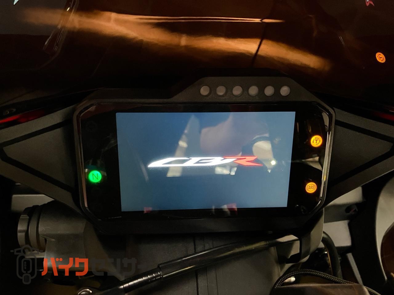 CBR1000RR-R　SP　GBレーシングカバー　スモークスクリーン　ETC ブレンボ　オーリンズ装着モデル_7