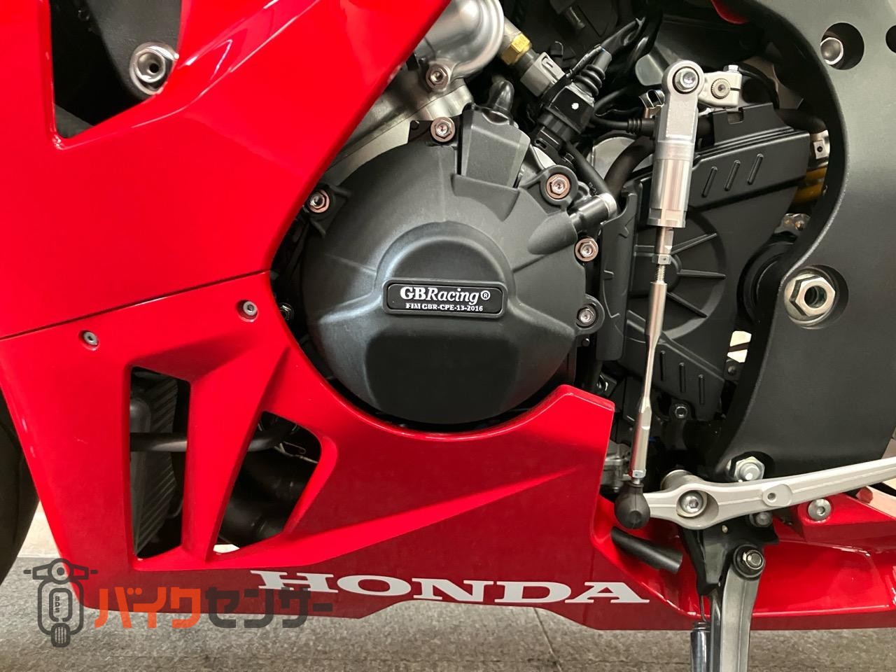 CBR1000RR-R　SP　GBレーシングカバー　スモークスクリーン　ETC ブレンボ　オーリンズ装着モデル_18