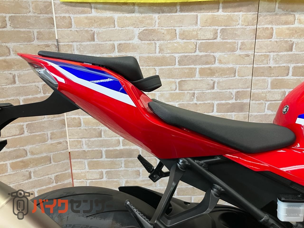 CBR1000RR-R　SP　GBレーシングカバー　スモークスクリーン　ETC ブレンボ　オーリンズ装着モデル_33