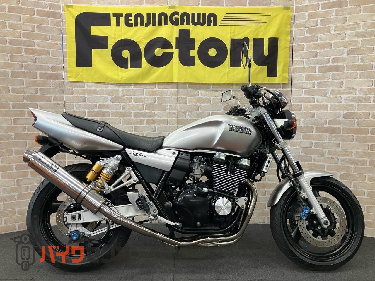 XJR400R オーリンズサスペンション　MOSキャリパー　WR'Sフルエキゾースト装着_0