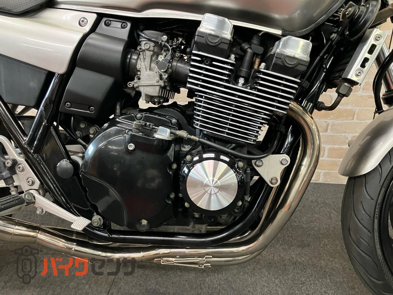 XJR400R オーリンズサスペンション　MOSキャリパー　WR'Sフルエキゾースト装着_9