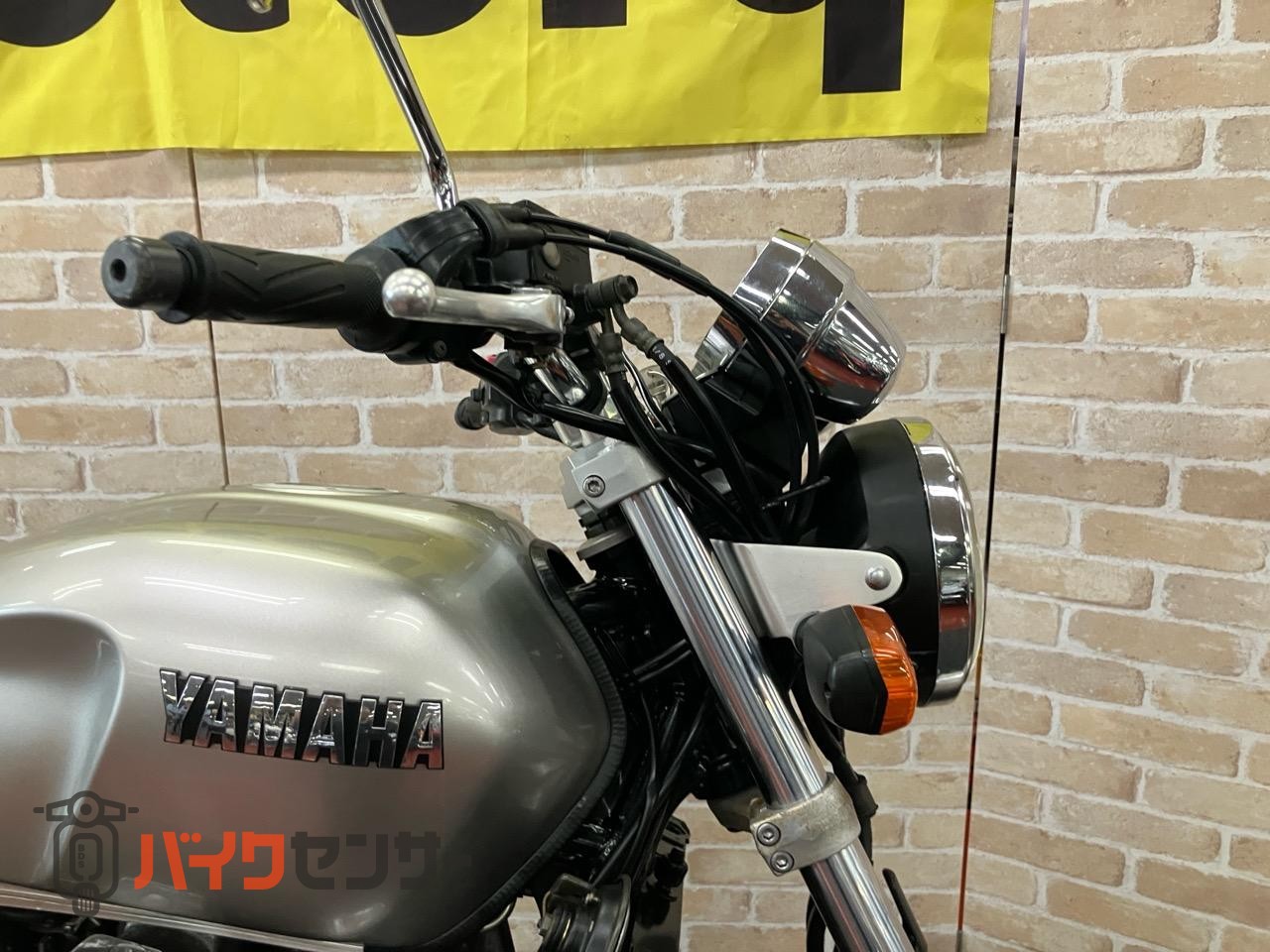 XJR400R オーリンズサスペンション　MOSキャリパー　WR'Sフルエキゾースト装着_12