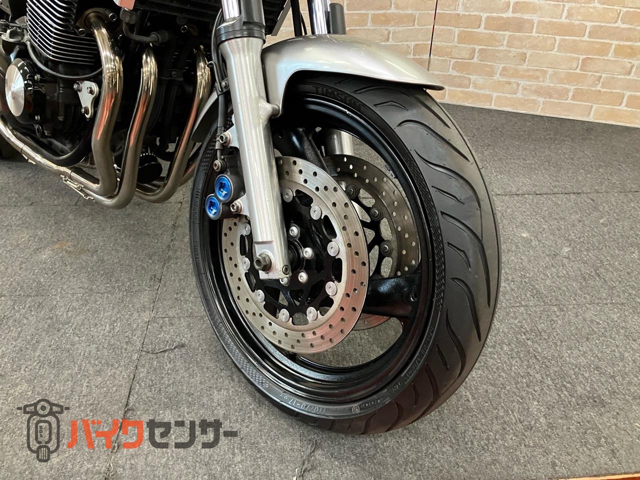 XJR400R オーリンズサスペンション　MOSキャリパー　WR'Sフルエキゾースト装着_16