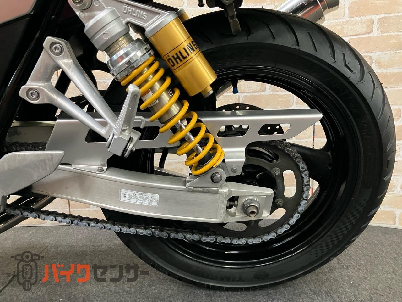 XJR400R オーリンズサスペンション　MOSキャリパー　WR'Sフルエキゾースト装着_24