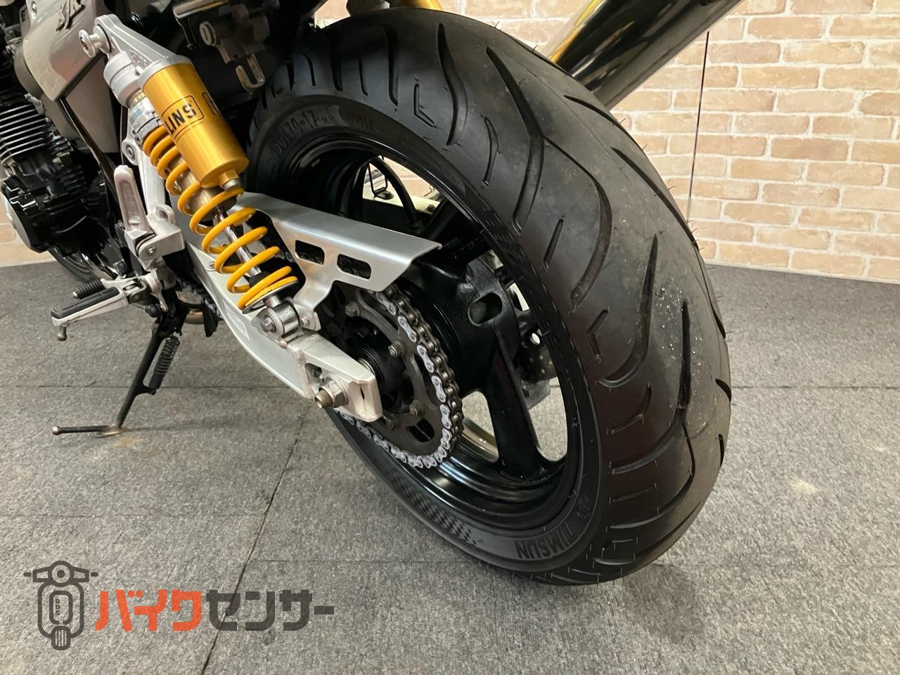 XJR400R オーリンズサスペンション　MOSキャリパー　WR'Sフルエキゾースト装着_36