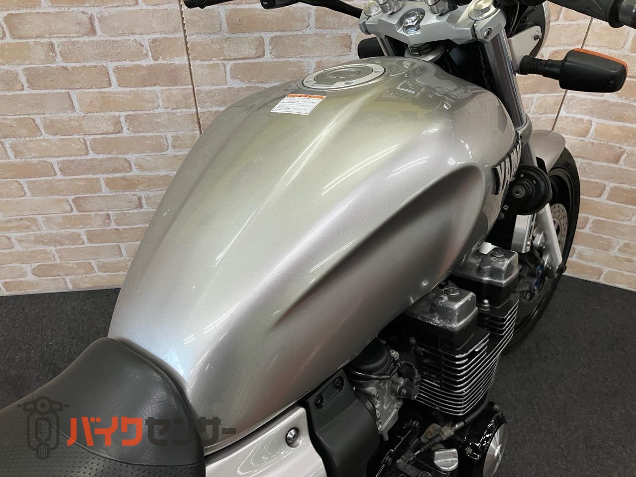 XJR400R オーリンズサスペンション　MOSキャリパー　WR'Sフルエキゾースト装着_38