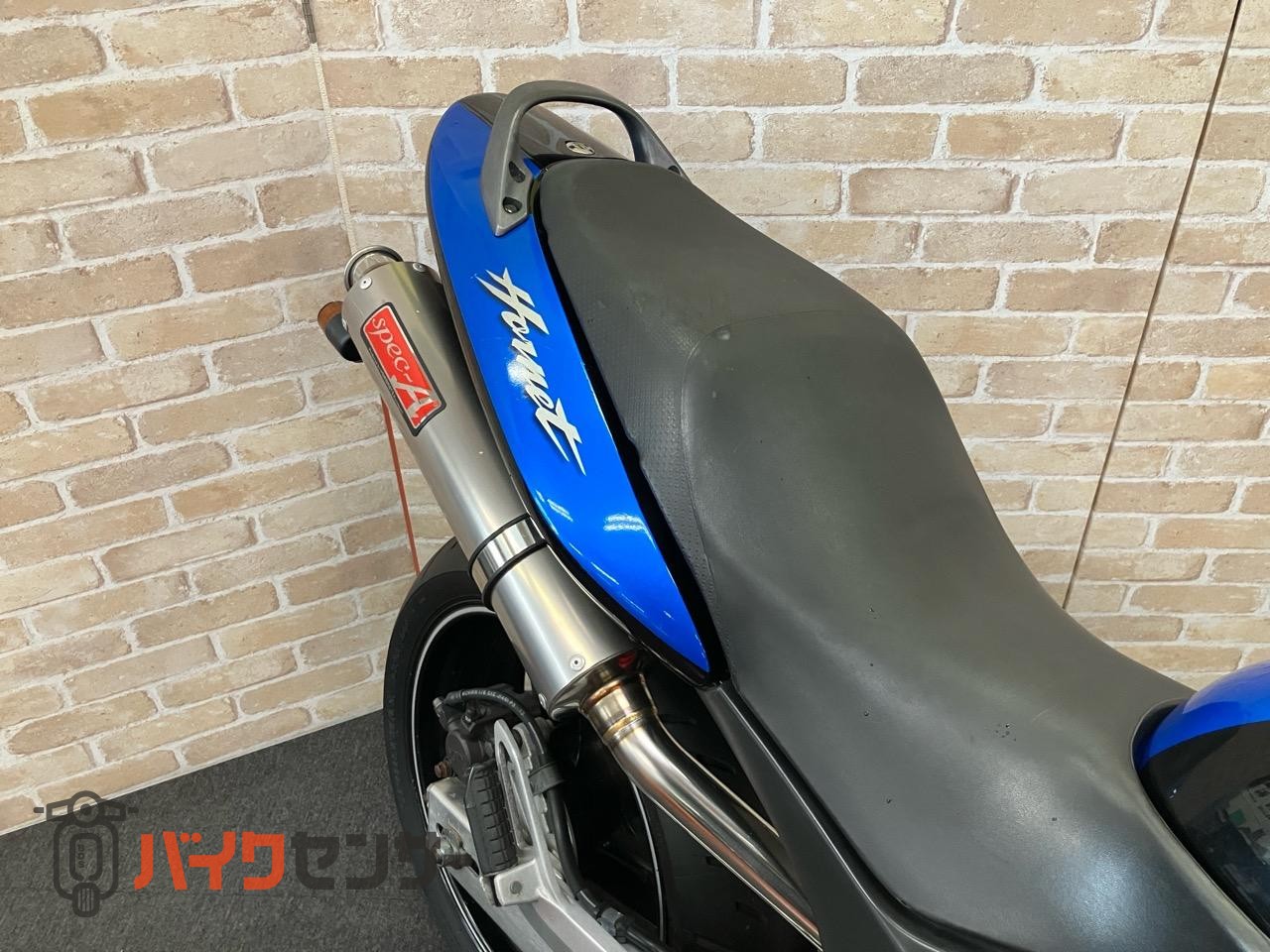 HORNET250　DX ヤマモトスリップオン　フェンダーレス　ウインカーカスタム_12