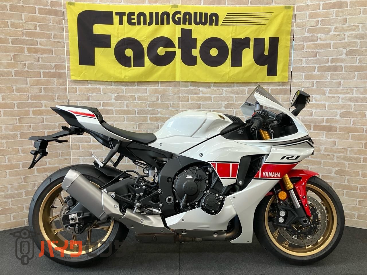 YZF-R1　2022年　RN65Jモデル　WGP参戦60周年アニバーサリーカラー_0