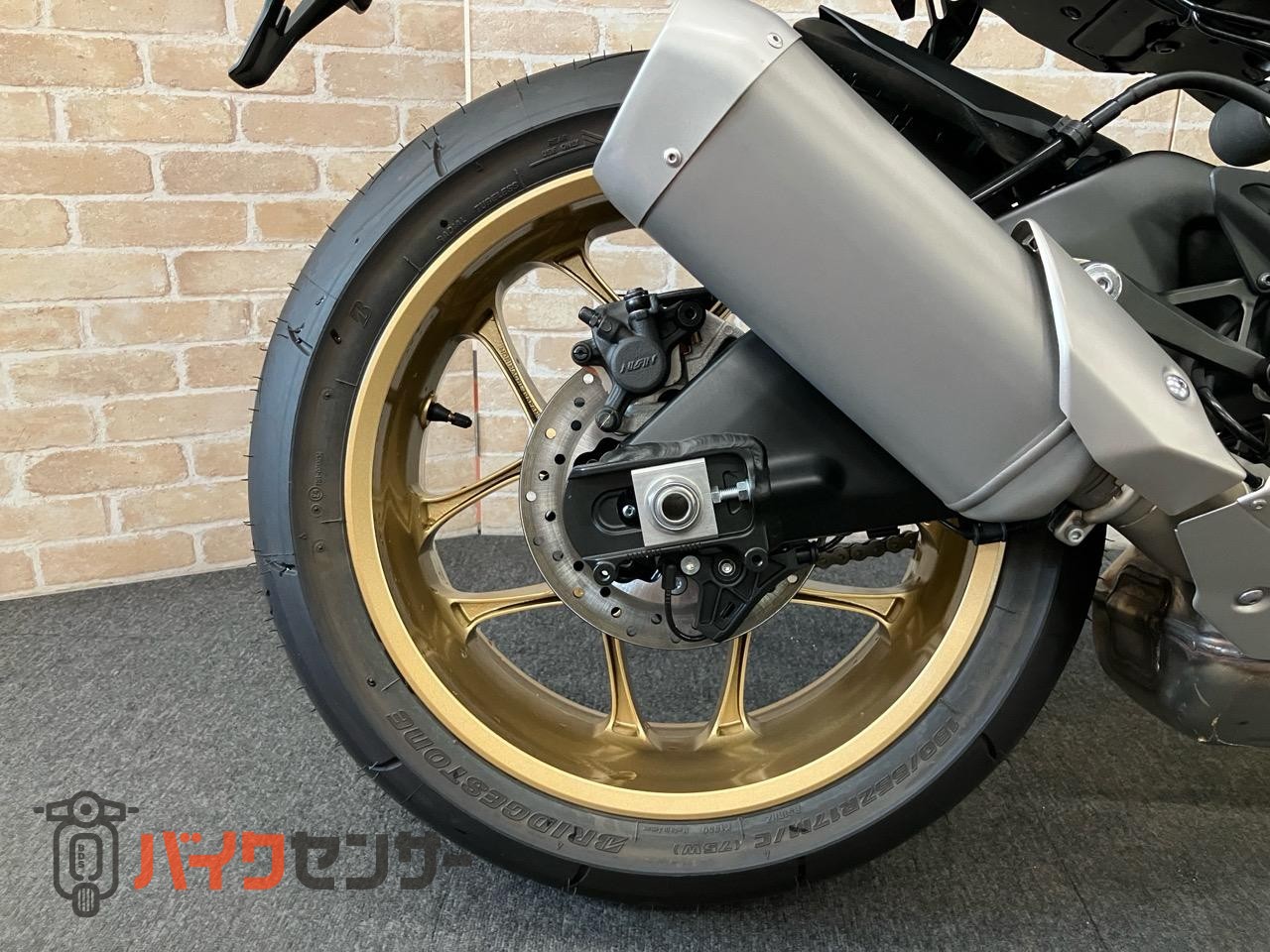 YZF-R1　2022年　RN65Jモデル　WGP参戦60周年アニバーサリーカラー_7