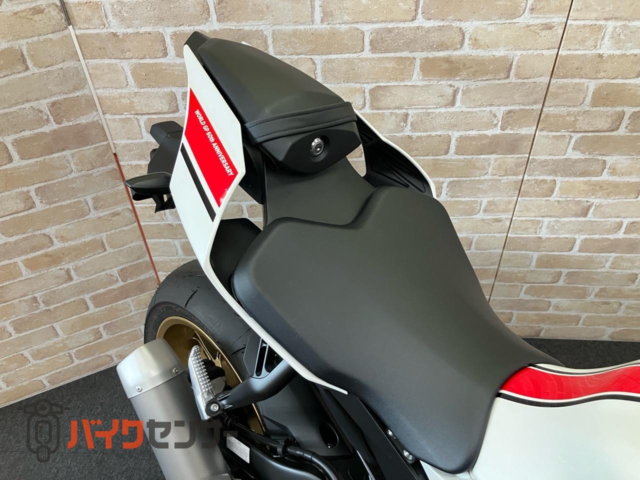 YZF-R1　2022年　RN65Jモデル　WGP参戦60周年アニバーサリーカラー_15