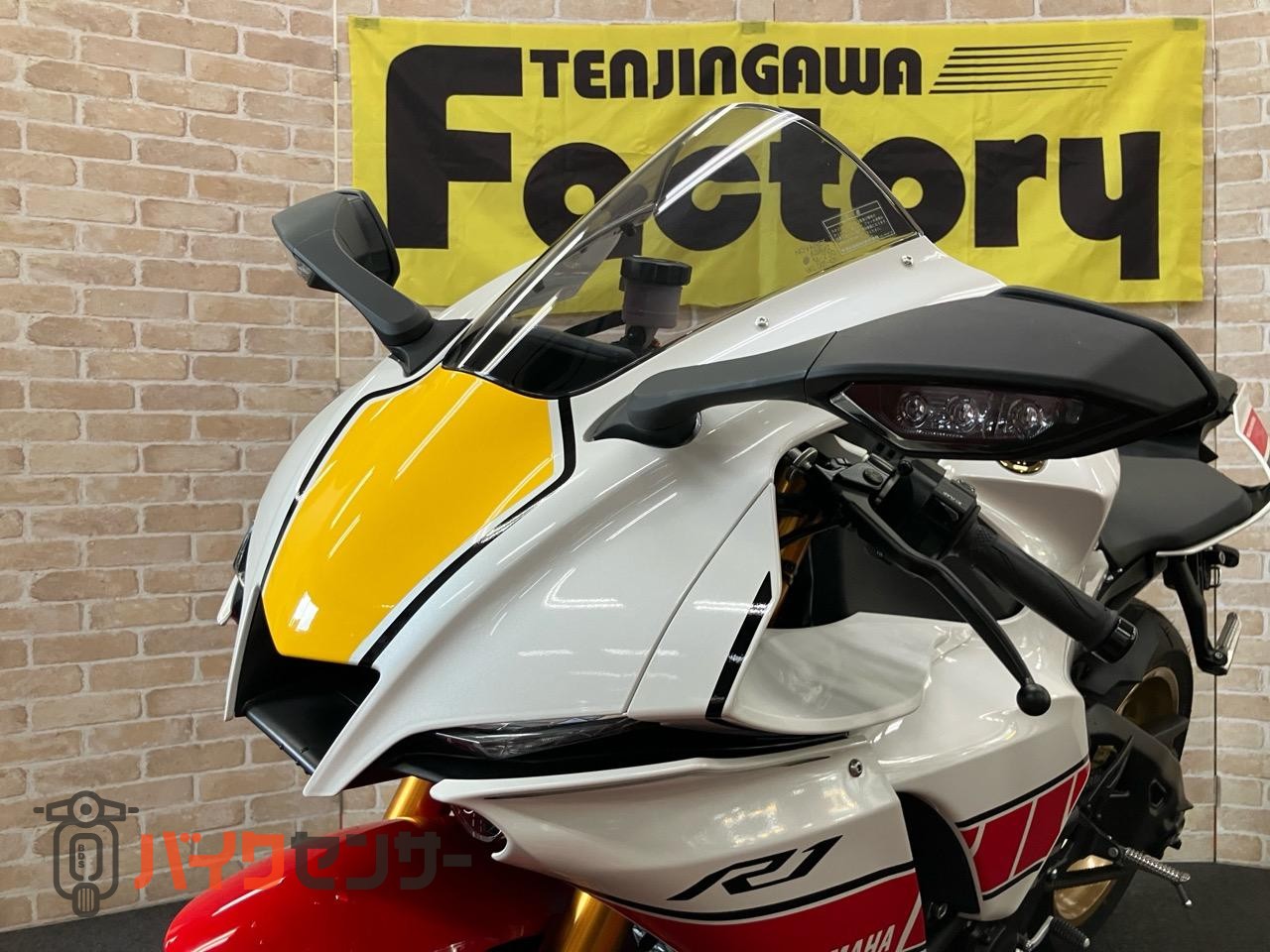 YZF-R1　2022年　RN65Jモデル　WGP参戦60周年アニバーサリーカラー_23