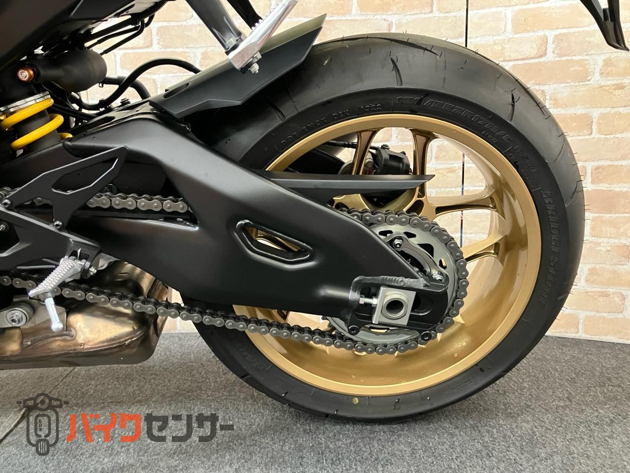 YZF-R1　2022年　RN65Jモデル　WGP参戦60周年アニバーサリーカラー_26