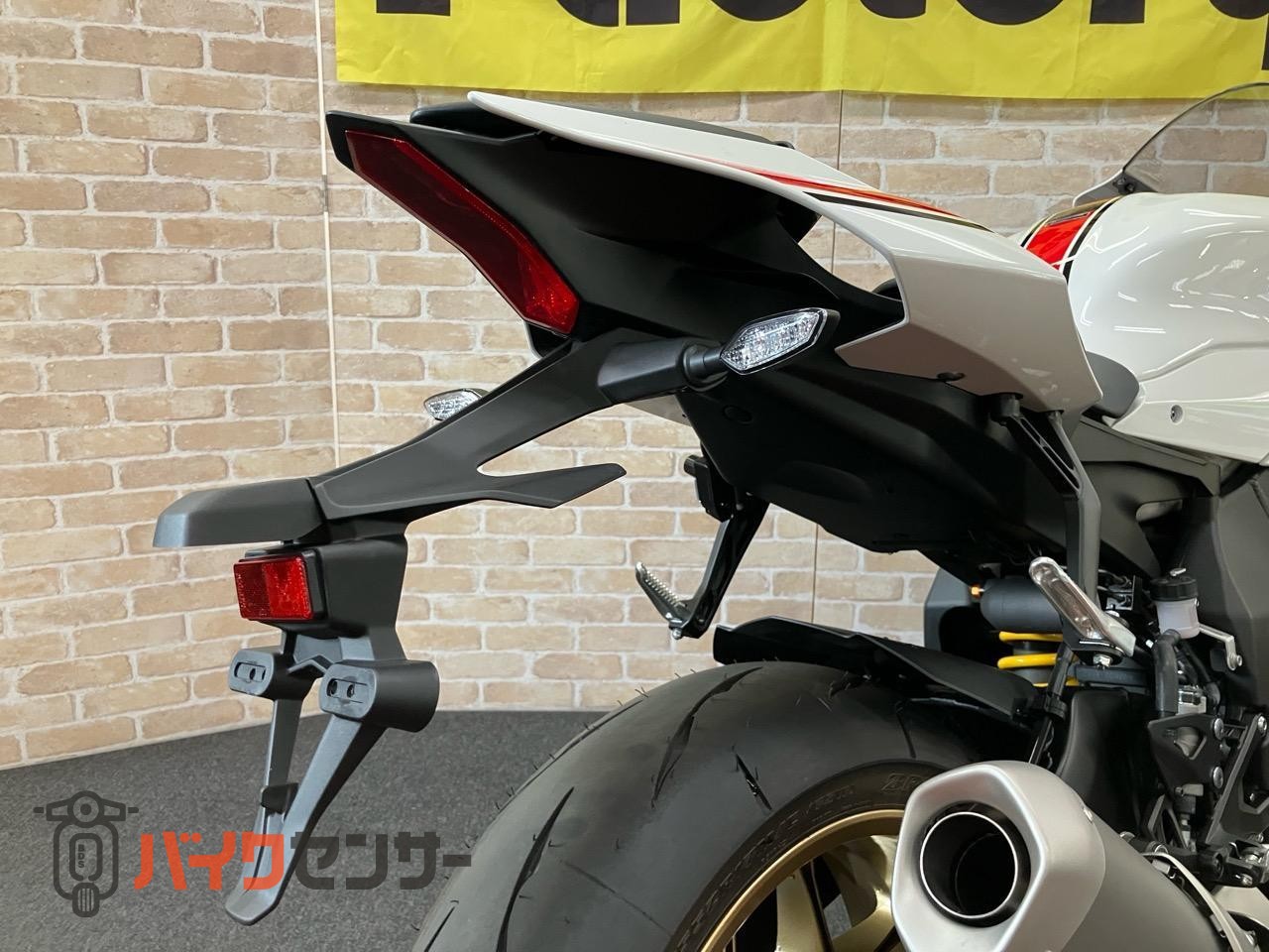 YZF-R1　2022年　RN65Jモデル　WGP参戦60周年アニバーサリーカラー_32