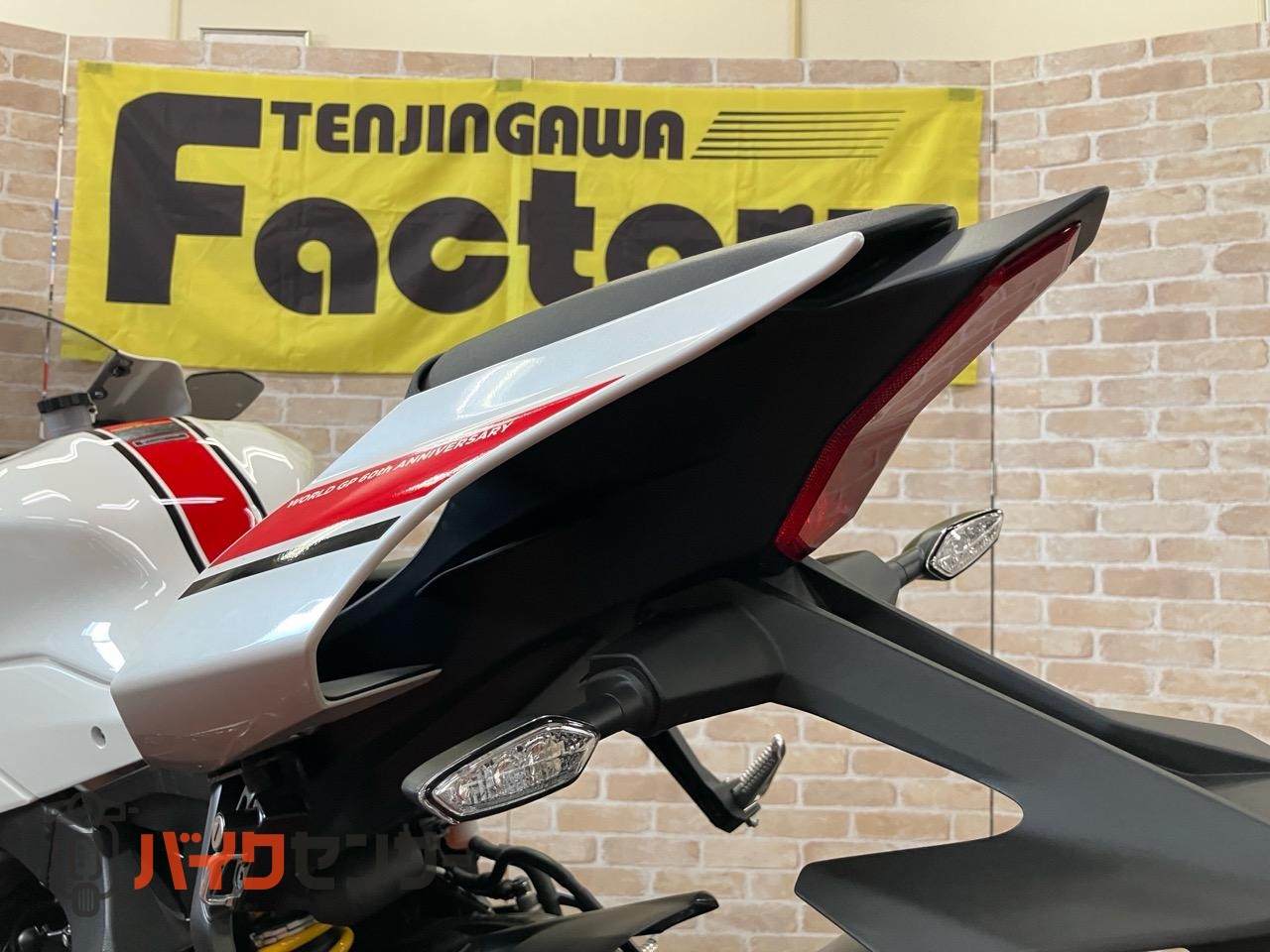 YZF-R1　2022年　RN65Jモデル　WGP参戦60周年アニバーサリーカラー_36
