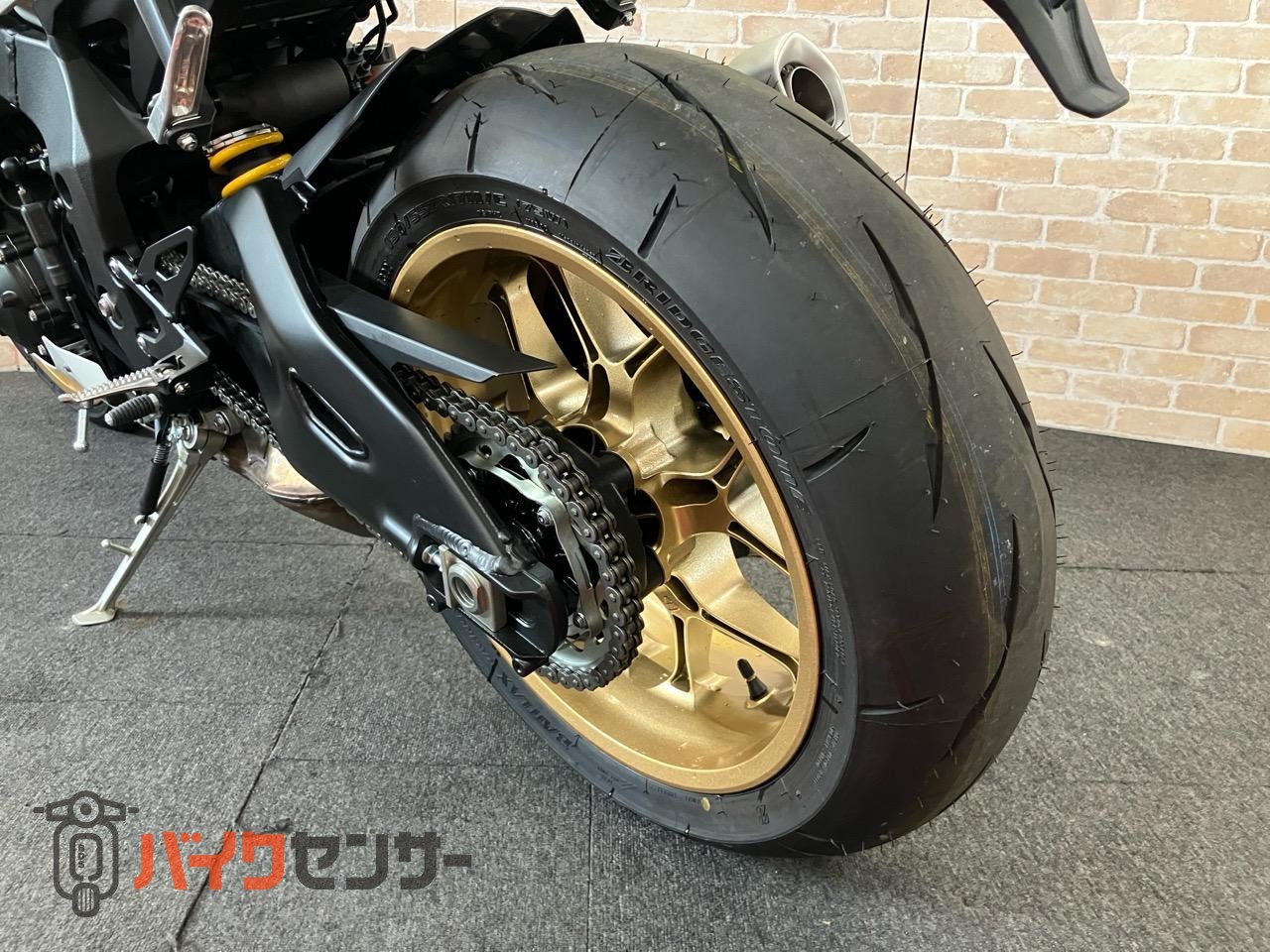 YZF-R1　2022年　RN65Jモデル　WGP参戦60周年アニバーサリーカラー_37