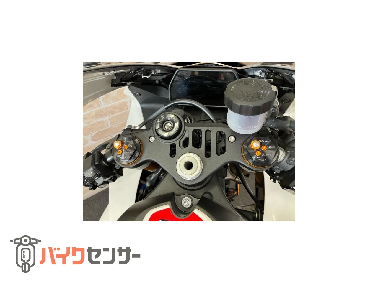YZF-R1　2022年　RN65Jモデル　WGP参戦60周年アニバーサリーカラー_38