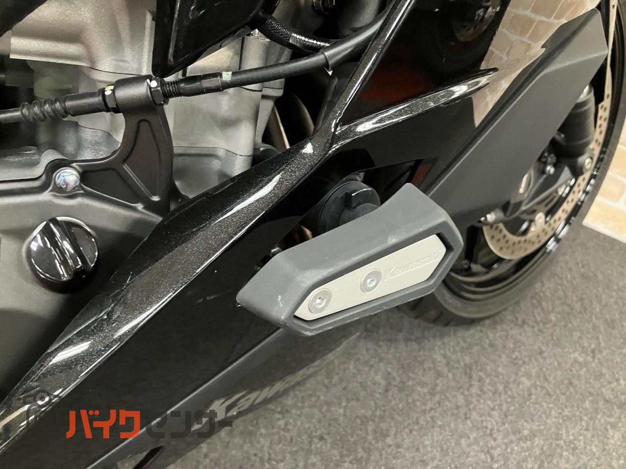 NINJA ZX-25R サイドスライダー　クイックシフター　ETC スマホホルダー装着_13