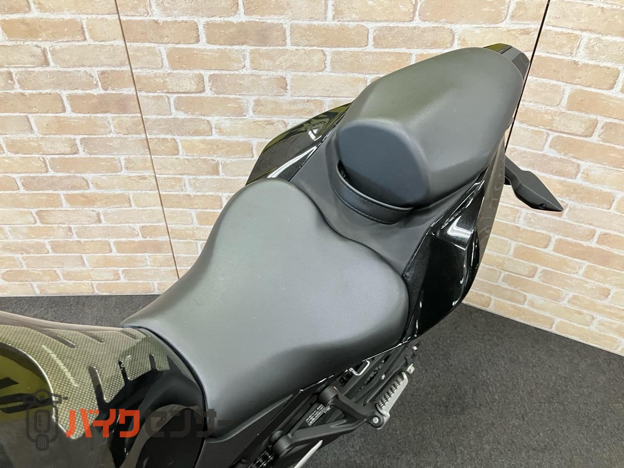 NINJA ZX-25R サイドスライダー　クイックシフター　ETC スマホホルダー装着_19