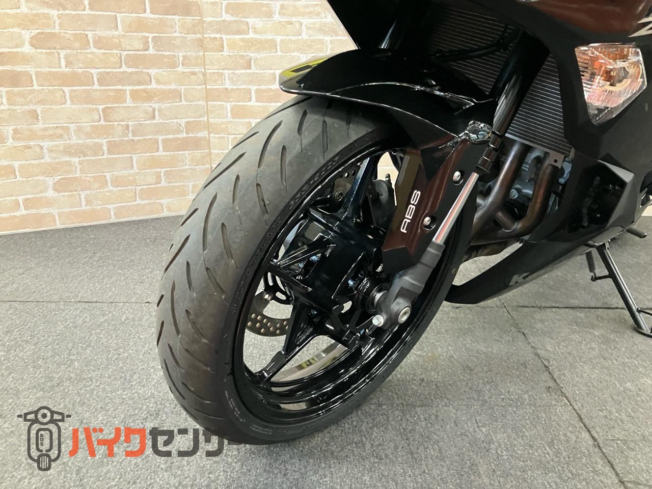 NINJA ZX-25R サイドスライダー　クイックシフター　ETC スマホホルダー装着_20