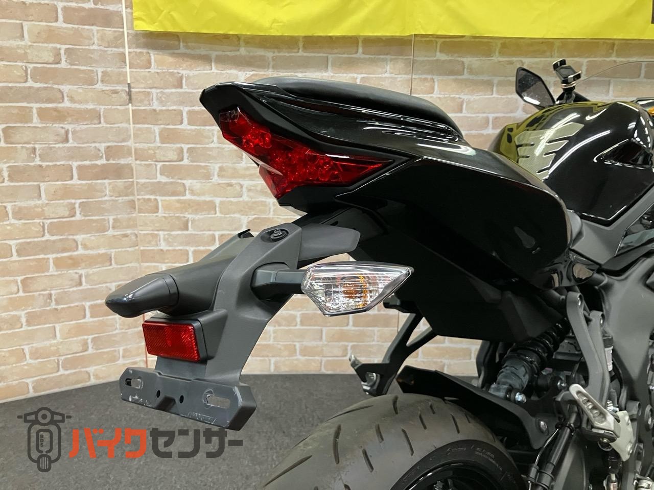 NINJA ZX-25R サイドスライダー　クイックシフター　ETC スマホホルダー装着_30