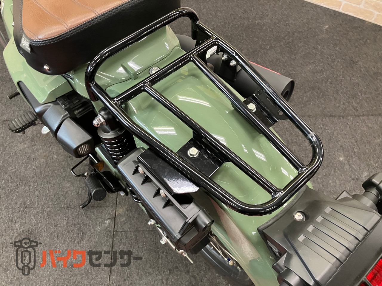CT125ハンターカブ 機械曲ストレート762サイクロン　ライトガード　リアキャリア　メーターバイザーTYPE-UP カスタムシート_15