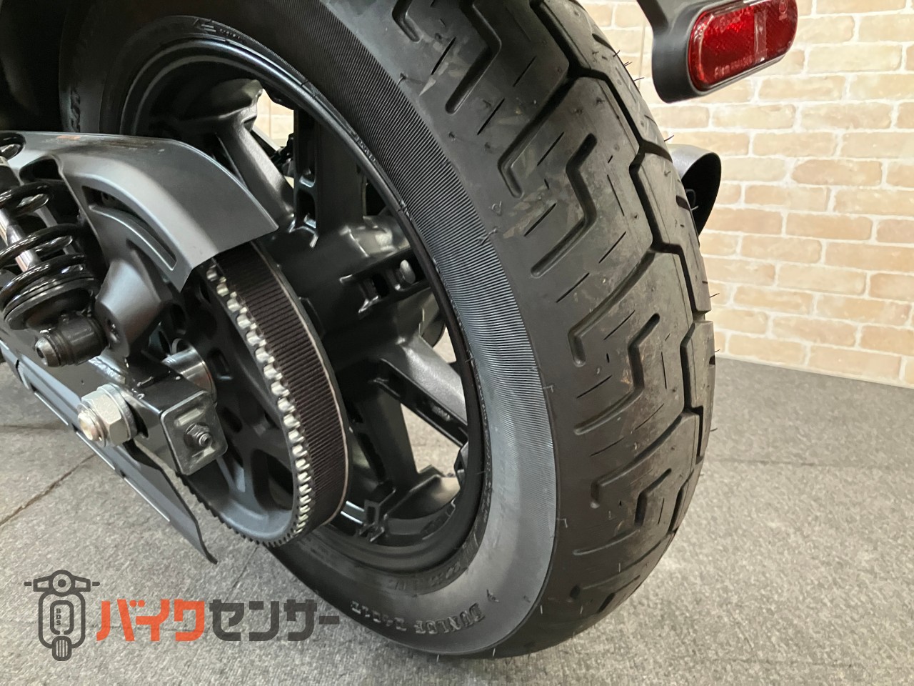 RH975 ナイトスター 　ハーレー純正OP エンジンカバー　グリップ　ステップ　装着_22