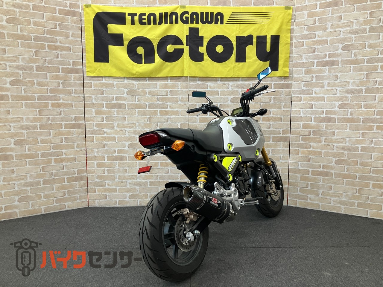 グロム　5速ミッション　JC92　ヨシムラカーボンマフラー　フェンダーレス　ミラーカスタム済み_4