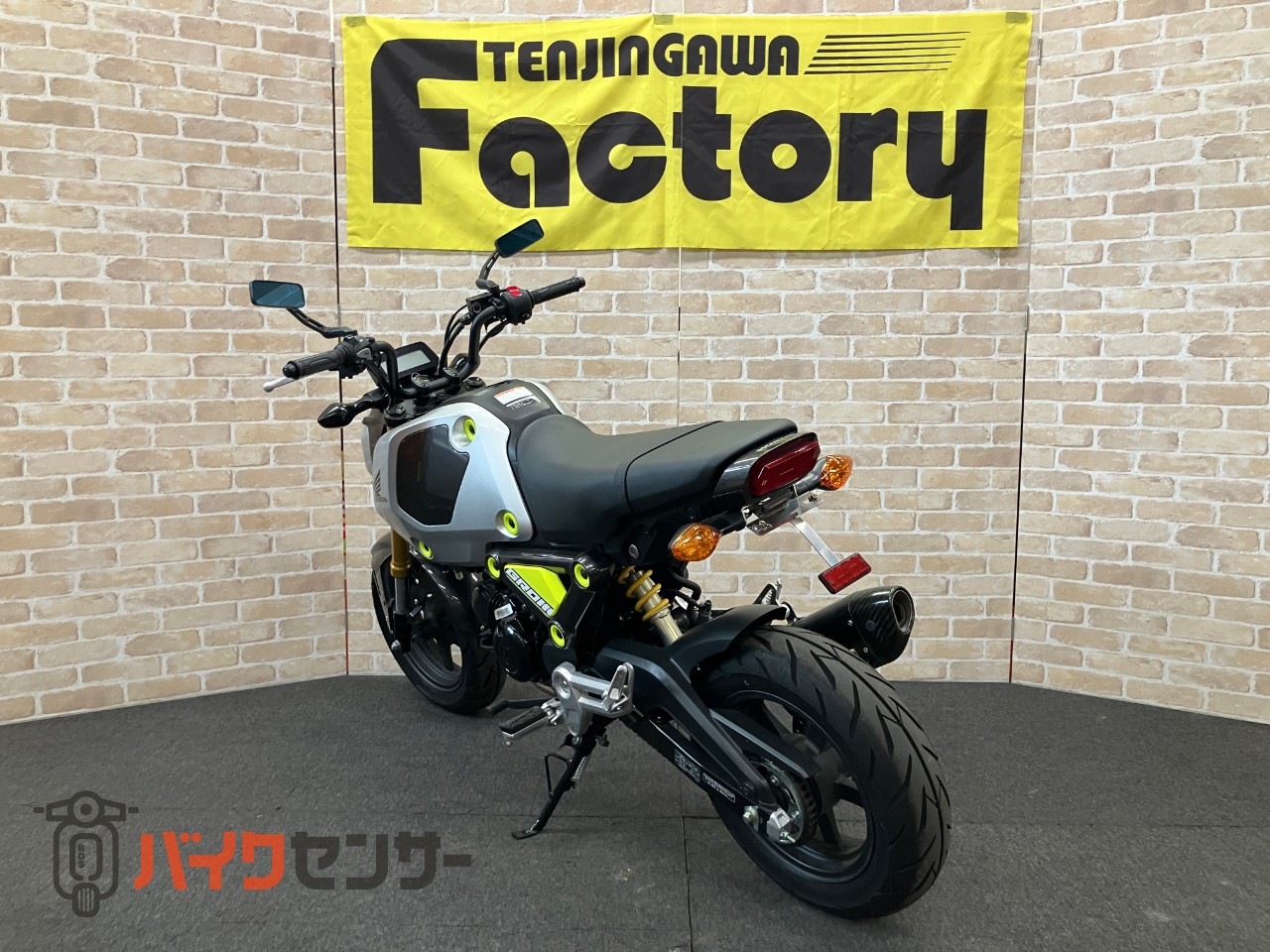 グロム　5速ミッション　JC92　ヨシムラカーボンマフラー　フェンダーレス　ミラーカスタム済み_5