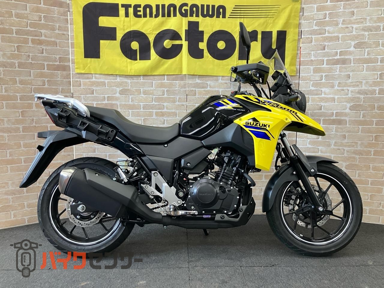 Vストローム250 M4モデル　２気筒エンジン_0