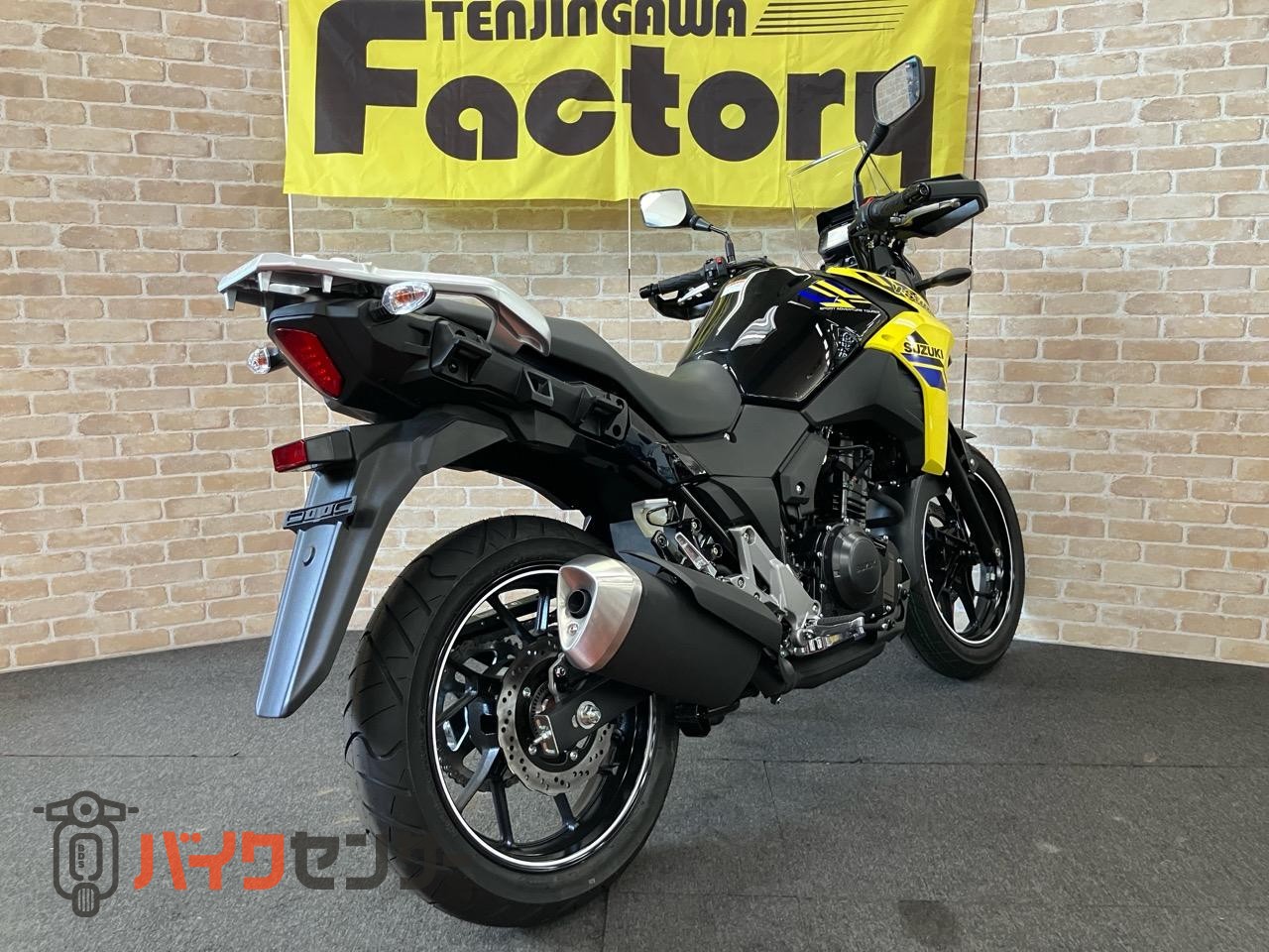 Vストローム250 M4モデル　２気筒エンジン_4