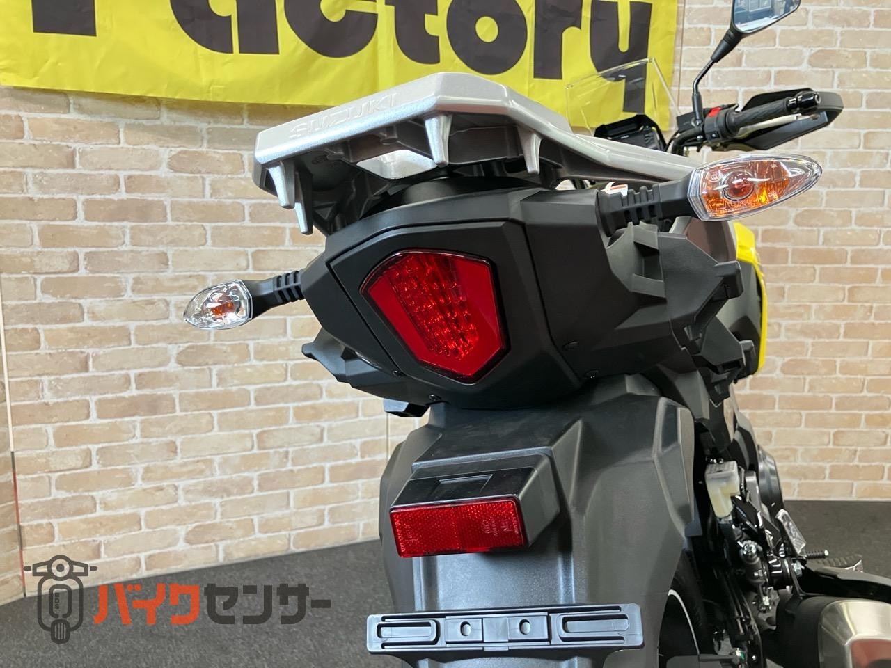 Vストローム250 M4モデル　２気筒エンジン_8