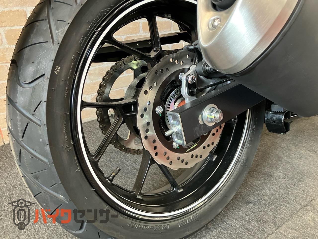 Vストローム250 M4モデル　２気筒エンジン_9
