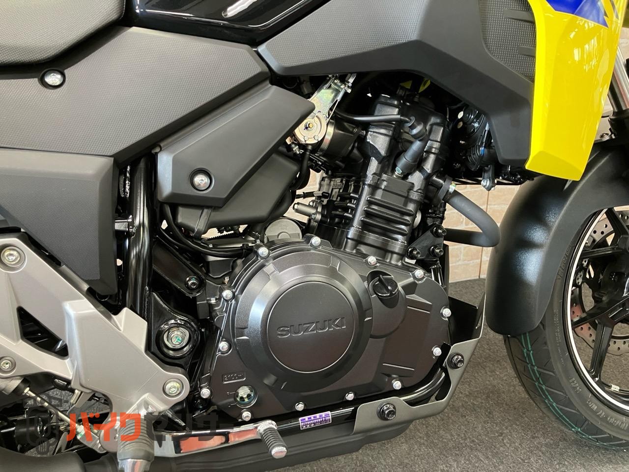 Vストローム250 M4モデル　２気筒エンジン_10