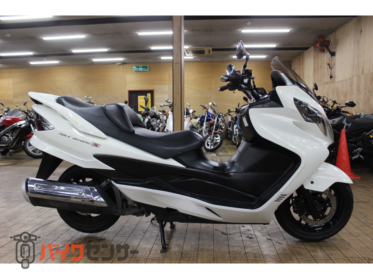 SUZUKI スカイウェイブ250-M 黄 格安配送キャンペーン 期間限定 諸経費０円 始動確認済み 自賠加入で乗れる 即納車有り 横浜 都筑 宮前 SUZUKI スカイウェイブ250-M 黄 格安配送キャンペーン 期間限定 諸経費