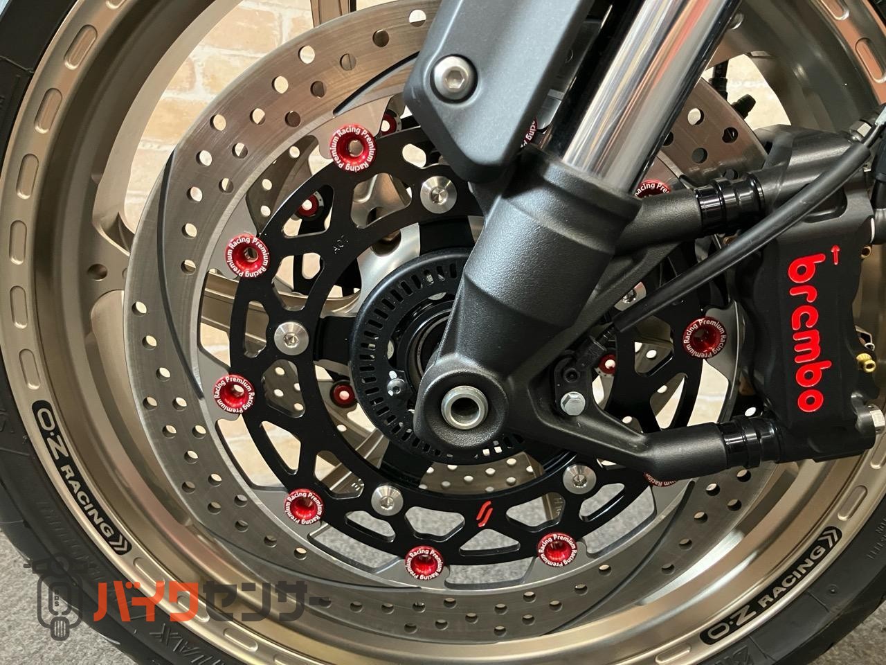 Z900RS　OZホイール　ウィリーパーツ多数　ブレンボ　SP忠男　オーリンズ　ロングテール　シート　フルカスタム仕様_17