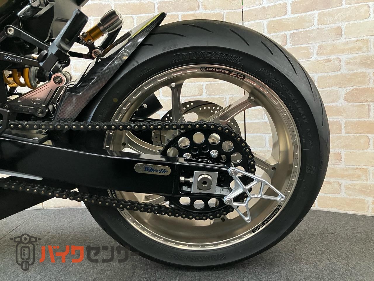 Z900RS　OZホイール　ウィリーパーツ多数　ブレンボ　SP忠男　オーリンズ　ロングテール　シート　フルカスタム仕様_27