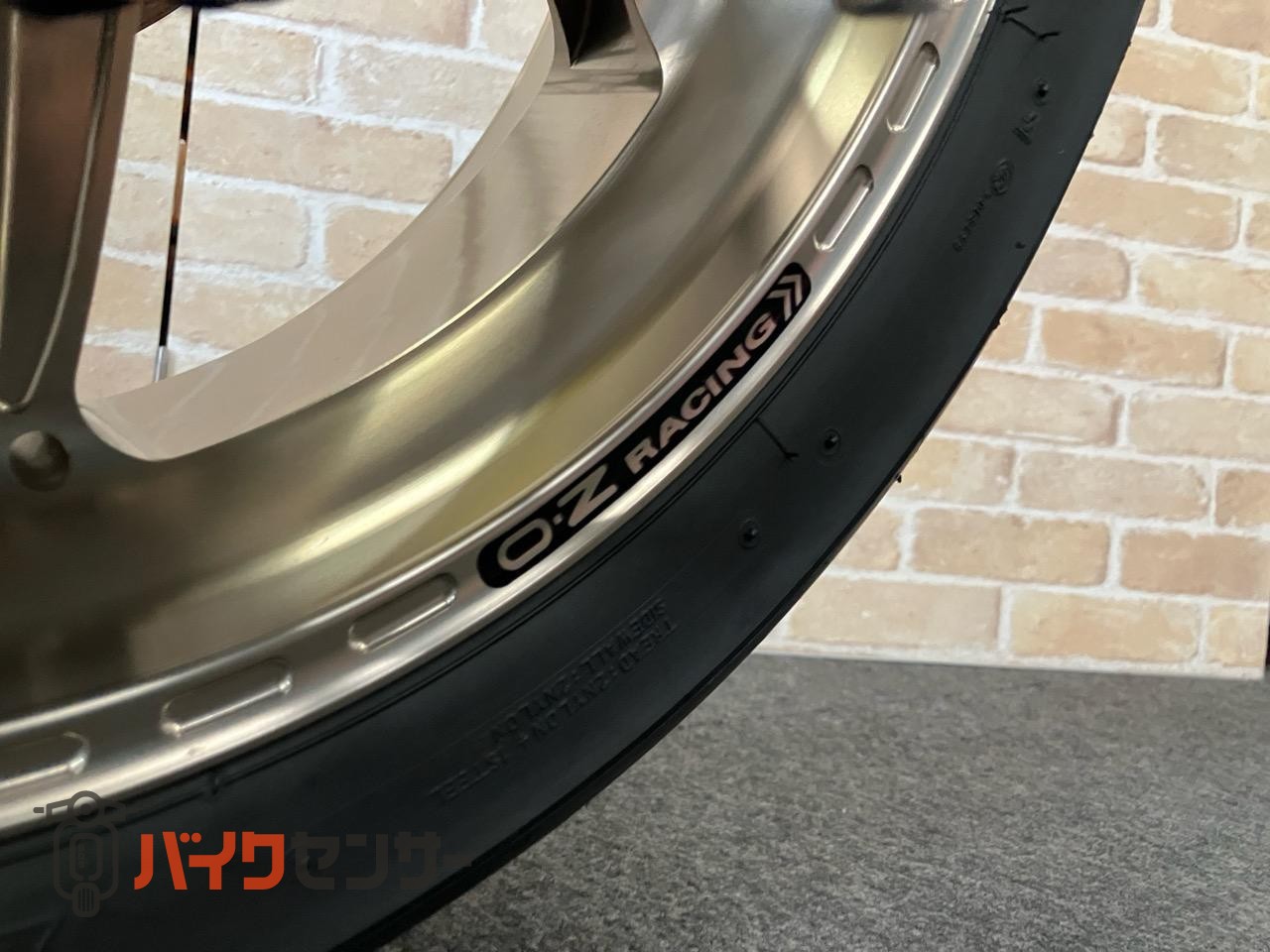 Z900RS　OZホイール　ウィリーパーツ多数　ブレンボ　SP忠男　オーリンズ　ロングテール　シート　フルカスタム仕様_30