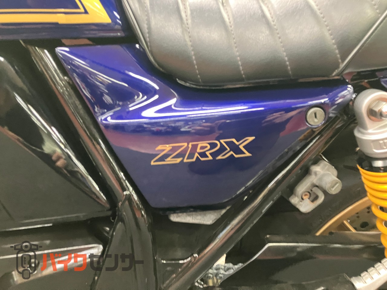 ZRX400　ＺＲＸ４００　マーク２カラー＆ゴールドホイールオリジナルペイント　モリワキショート　マルチリフレクター　社外リアサス_26