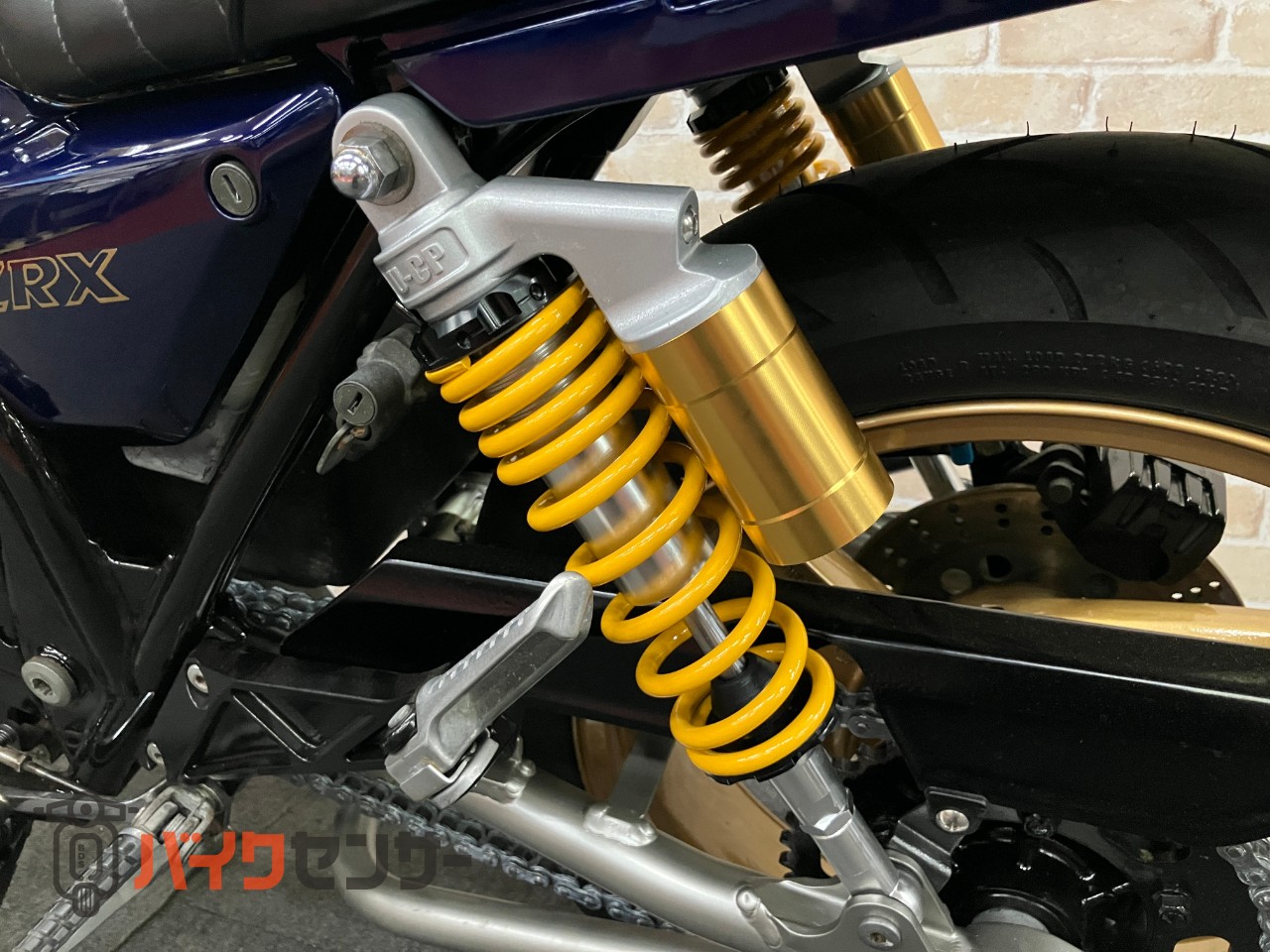 ZRX400　ＺＲＸ４００　マーク２カラー＆ゴールドホイールオリジナルペイント　モリワキショート　マルチリフレクター　社外リアサス_27