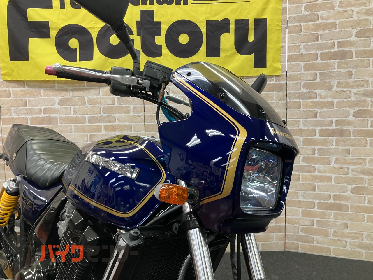 ZRX400　ＺＲＸ４００　マーク２カラー＆ゴールドホイールオリジナルペイント　モリワキショート　マルチリフレクター　社外リアサス_32