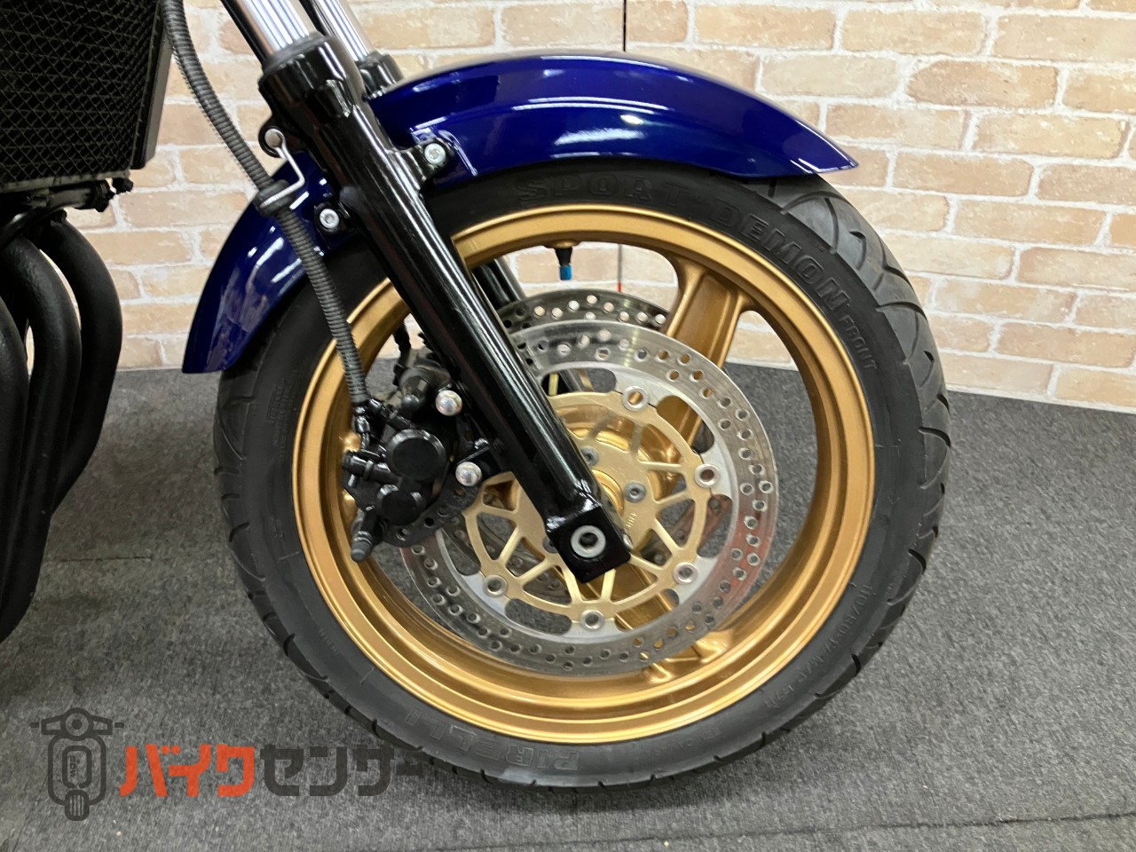 ZRX400　ＺＲＸ４００　マーク２カラー＆ゴールドホイールオリジナルペイント　モリワキショート　マルチリフレクター　社外リアサス_38