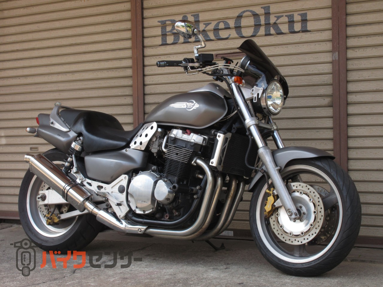 ホンダ X4 SC38 1997年モデル DELKEVICマフラー フェンダーレス