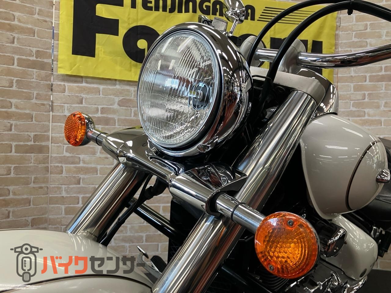 イントルーダー400クラシック スポークホイール　Vツインアメリカン　エンジンガード_20