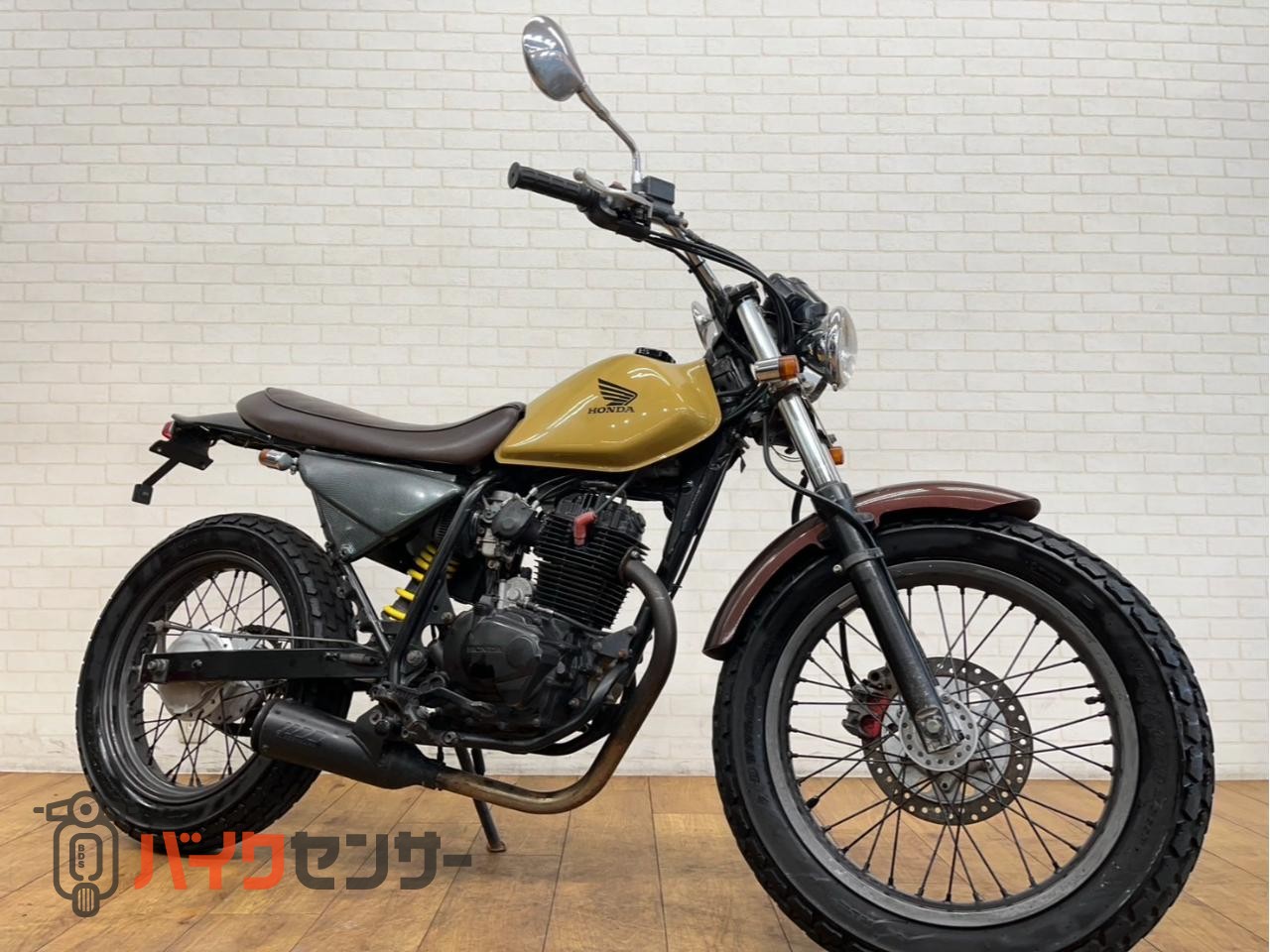 FTR223 スーパートラップマフラー　パーツ ウェビックガレージセール | 未使用 絶版品 FTR223 MC34