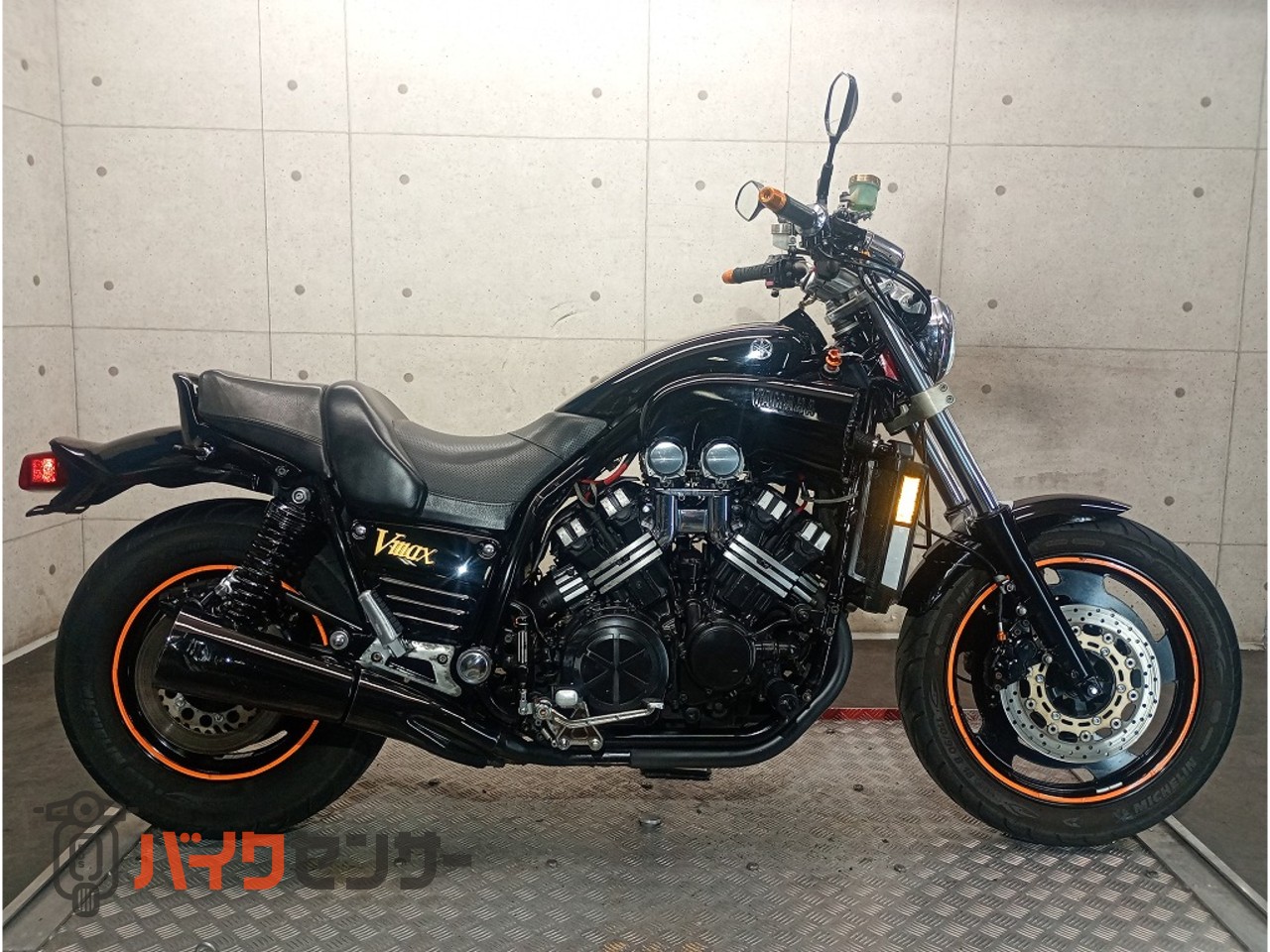ヤマハ VMAX1200フルタイムブーストキット 2 ダイノジェットST7 フルタイムVブースト 初のキャブ降ろし